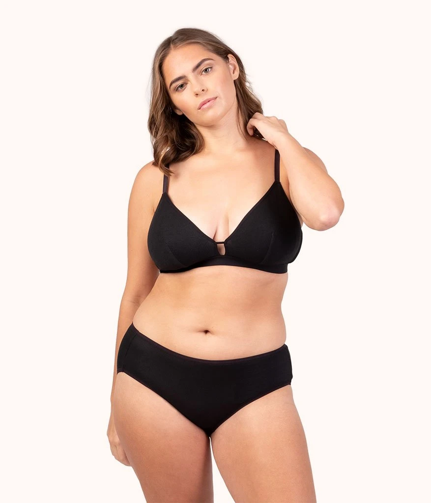 The Ribbed Busty Bralette: Jet Black 3 The Ribbed Busty Bralette: Jet Black