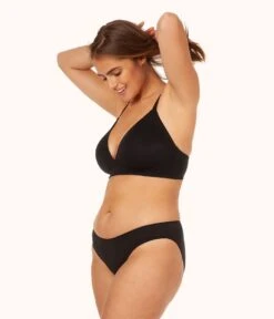 The All-Day Bikini 5-Pack: Jet Black -LuxeIntimates Store 3 on model front1 all day bikini 5 pack jet black 4dffc8c7 a057 4616 b715 1332ba62372b