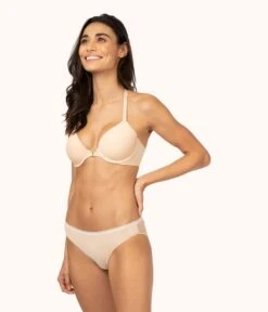 The Front Close T-Shirt Bra Bundle: Jet Black/Toasted Almond -LuxeIntimates Store 3 on model front1 front close t shirt bra bundle multi 3851847d a5bd 436b 94ee 6ec680c136c4