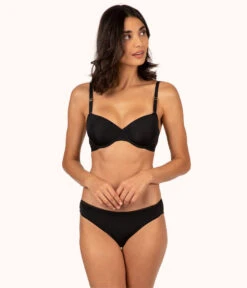 The Spacer T-Shirt Bra Bundle: Toasted Almond/Jet Black 8 The Spacer T-Shirt Bra Bundle: Toasted Almond/Jet Black -LuxeIntimates Store 3 on model front1 spacer tshirt bra bundle multi