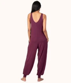 The All-Day Jumpsuit Bundle: Jet Black/Plum -LuxeIntimates Store 4 on model back all day jumpsuit bundle plum