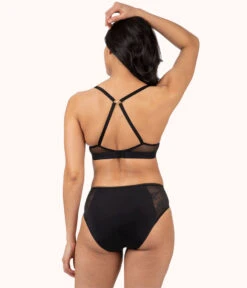 The Smooth Lace No-Wire Push-Up Bra: Jet Black/Soft Pink 12 The Smooth Lace No-Wire Push-Up Bra: Jet Black/Soft Pink -LuxeIntimates Store 4 on model back1 smooth lace no wire push up jet black